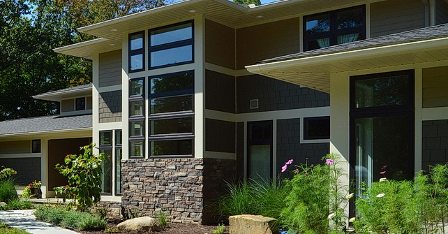 FAUX-STONE-VENEER-CALEDON-LEDGE-KENTUCKY-FRONT-FACADE-SKIRT.jpg