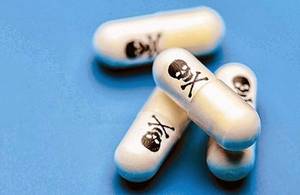 0001cyanide_pills.jpg